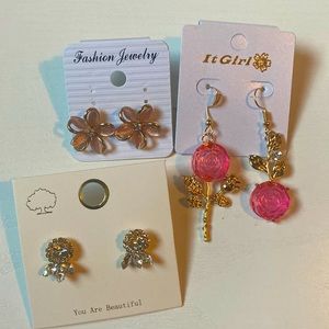 ✨NEW✨ 3 earring bundle